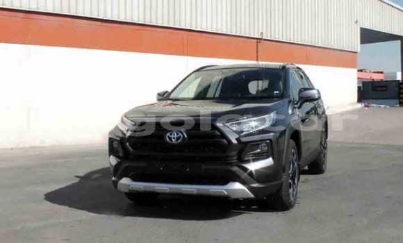 Acheter Neuf Voiture Toyota RAV4 Noir à Luanda, Province de Luanda Acheter Neuf Voiture Toyota RAV4 Noir à Luanda, Province de Luanda