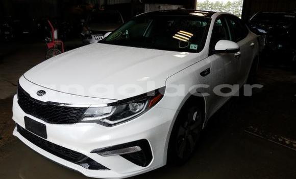 Acheter Occasion Voiture Kia Optima Blanc à Benguela, Benguela Acheter Occasion Voiture Kia Optima Blanc à Benguela, Benguela