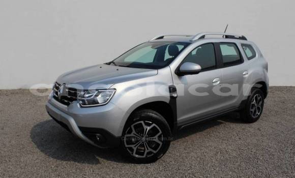 Buy Used Renault Duster White Car in Lubango in Huila Province Buy Used Renault Duster White Car in Lubango in Huila Province