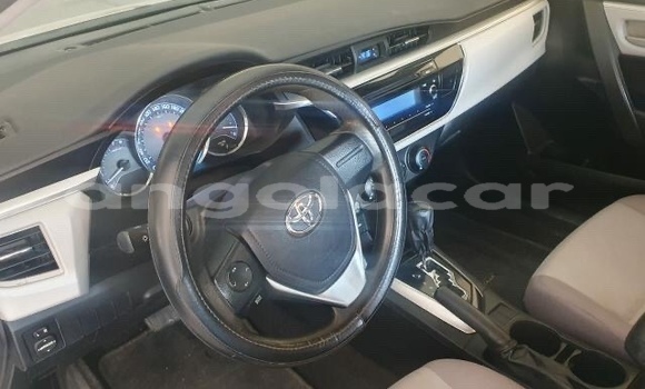Buy Used Toyota Corolla White Car in Benguela in Benguela Buy Used Toyota Corolla White Car in Benguela in Benguela