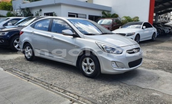 Buy Used Hyundai Accent Silver Car in Luanda in Luanda Province Buy Used Hyundai Accent Silver Car in Luanda in Luanda Province