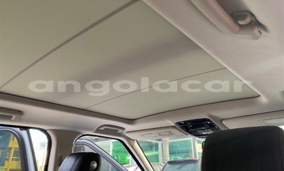 Buy Used Land Rover Range Rover White Car in Luena in Moxico Buy Used Land Rover Range Rover White Car in Luena in Moxico