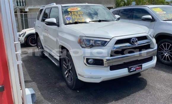 Comprar Usado Toyota 4Runner Branco Carro em Luena em Moxico Comprar Usado Toyota 4Runner Branco Carro em Luena em Moxico