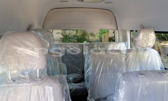 Buy Used Jinbei Haise White Car in Luena in Moxico Buy Used Jinbei Haise White Car in Luena in Moxico