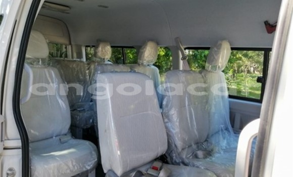 Buy Used Jinbei Haise White Car in Luena in Moxico Buy Used Jinbei Haise White Car in Luena in Moxico