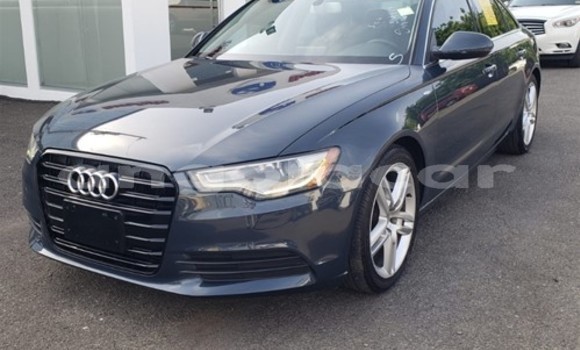 Comprar Usado Audi A6 Preto Carro em Luena em Moxico Comprar Usado Audi A6 Preto Carro em Luena em Moxico