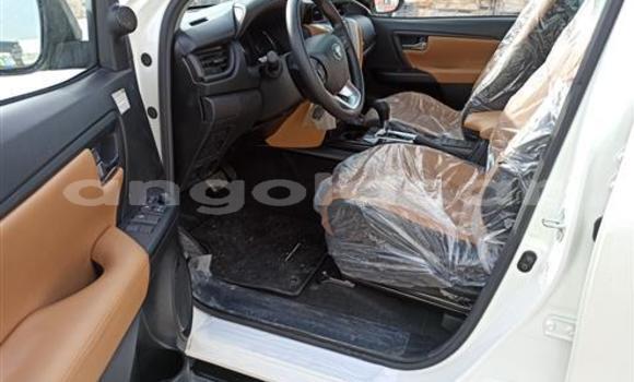 Comprar Usado Toyota Fortuner Branco Carro em Benguela em Benguela Comprar Usado Toyota Fortuner Branco Carro em Benguela em Benguela