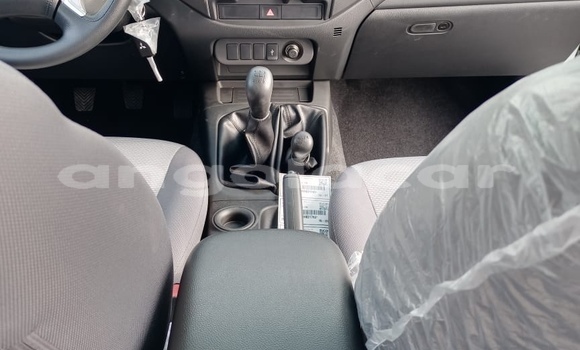 Buy Used Renault Duster Silver Car in Benguela in Benguela Buy Used Renault Duster Silver Car in Benguela in Benguela