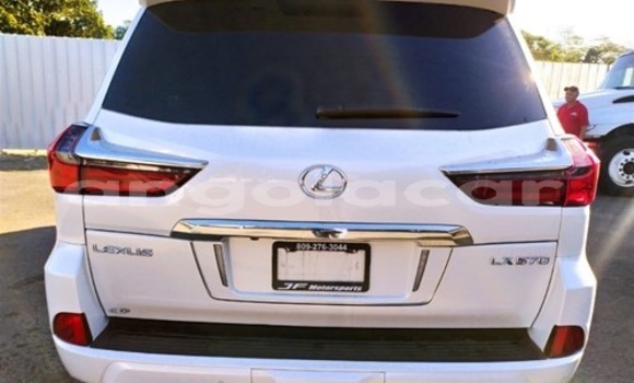 Acheter Occasion Voiture Lexus LX 570 Blanc à Luena, Moxico Acheter Occasion Voiture Lexus LX 570 Blanc à Luena, Moxico