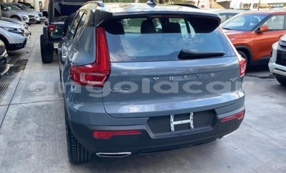 Comprar Usado Volvo XC40 Azul Carro em Luena em Moxico Comprar Usado Volvo XC40 Azul Carro em Luena em Moxico