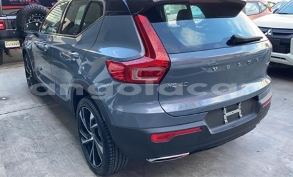 Comprar Usado Volvo XC40 Azul Carro em Luena em Moxico Comprar Usado Volvo XC40 Azul Carro em Luena em Moxico
