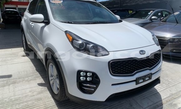 Acheter Occasion Voiture Kia Sportage Blanc à Luena, Moxico