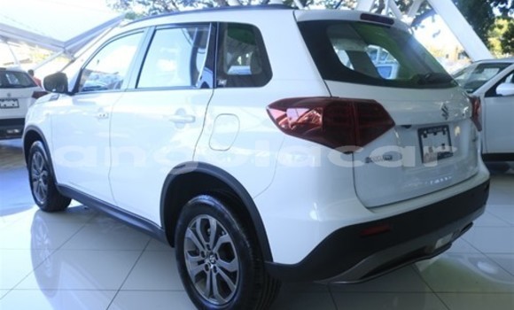 Acheter Occasion Voiture Suzuki Vitara Blanc à Luena, Moxico Acheter Occasion Voiture Suzuki Vitara Blanc à Luena, Moxico