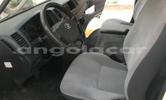 Comprar Usado Toyota Hiace Branco Carro em Benguela em Benguela Comprar Usado Toyota Hiace Branco Carro em Benguela em Benguela