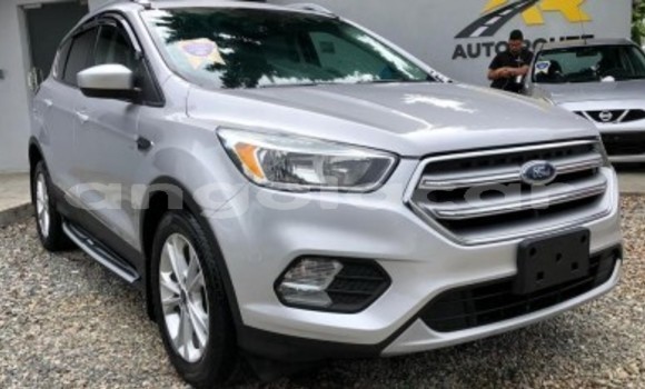 Buy Used Ford Escape Silver Car in Luanda in Luanda Province Buy Used Ford Escape Silver Car in Luanda in Luanda Province