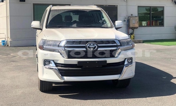Comprar Usado Toyota Land Cruiser Branco Carro em Benguela em Benguela