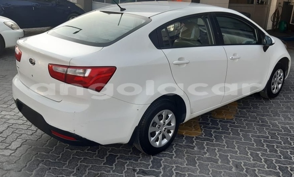 Acheter Occasion Voiture Kia rio Blanc à Benguela, Benguela Acheter Occasion Voiture Kia rio Blanc à Benguela, Benguela