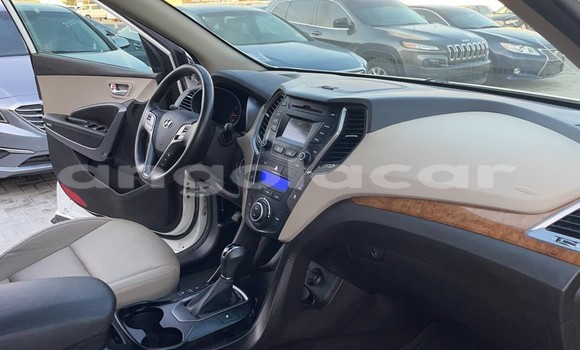 Buy Used Hyundai Santa Fe White Car in Benguela in Benguela Buy Used Hyundai Santa Fe White Car in Benguela in Benguela