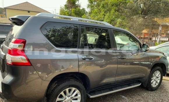 Comprar Usado Toyota Prado Outro Carro em Luena em Moxico Comprar Usado Toyota Prado Outro Carro em Luena em Moxico