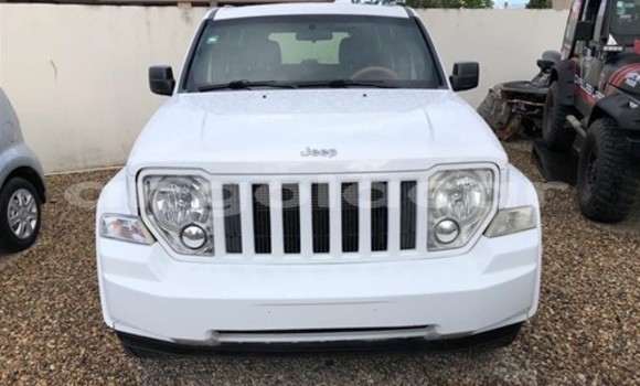 Buy Used Jeep Liberty White Car in Luena in Moxico Buy Used Jeep Liberty White Car in Luena in Moxico