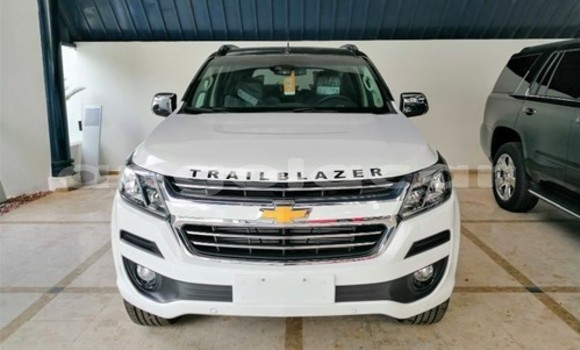 Comprar Usado Chevrolet Blazer Branco Carro em Luena em Moxico Comprar Usado Chevrolet Blazer Branco Carro em Luena em Moxico