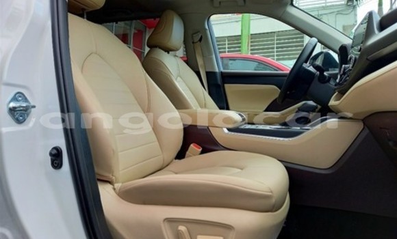 Comprar Novo Toyota Highlander Branco Carro em Luanda em Luanda Province Comprar Novo Toyota Highlander Branco Carro em Luanda em Luanda Province