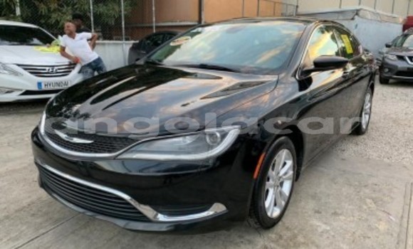 Comprar Usado Chrysler 200 Preto Carro em Luanda em Luanda Province Comprar Usado Chrysler 200 Preto Carro em Luanda em Luanda Province