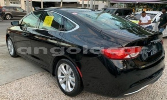 Comprar Usado Chrysler 200 Preto Carro em Luanda em Luanda Province Comprar Usado Chrysler 200 Preto Carro em Luanda em Luanda Province