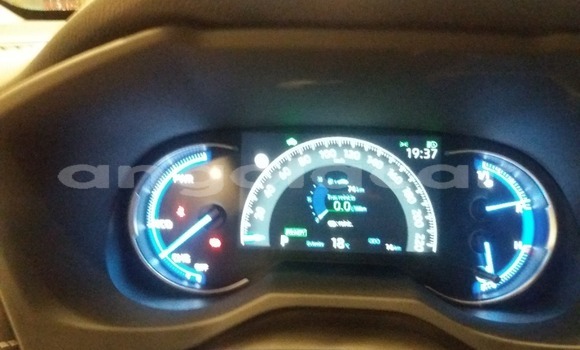 Buy Used Toyota RAV4 White Car in Benguela in Benguela Buy Used Toyota RAV4 White Car in Benguela in Benguela