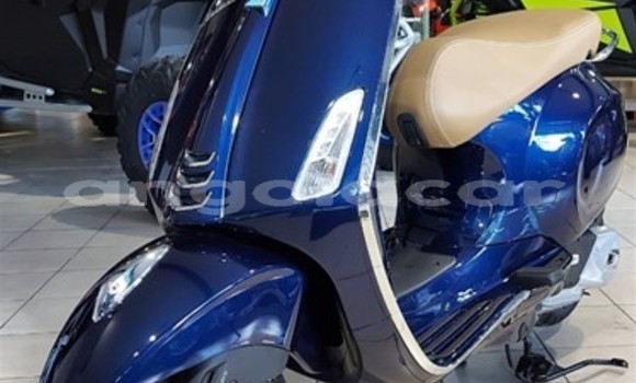 Acheter Occasion Moto Vespa Primavera Bleu à Luanda, Province de Luanda Acheter Occasion Moto Vespa Primavera Bleu à Luanda, Province de Luanda