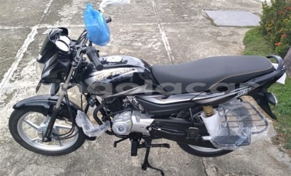 Buy Used Bajaj PLATINA Black Bike in Luanda in Luanda Province