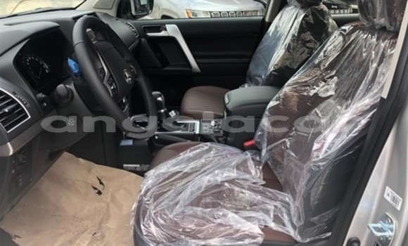 Acheter Occasion Voiture Toyota Land Cruiser Gris à Luena, Moxico Acheter Occasion Voiture Toyota Land Cruiser Gris à Luena, Moxico