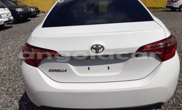 Buy Used Toyota Corolla White Car in Luena in Moxico Buy Used Toyota Corolla White Car in Luena in Moxico
