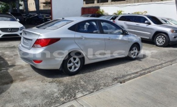 Buy Used Hyundai Accent Silver Car in Luanda in Luanda Province Buy Used Hyundai Accent Silver Car in Luanda in Luanda Province