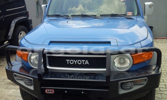 Buy Used Toyota Land Cruiser Blue Car in N'zeto in Zaire Buy Used Toyota Land Cruiser Blue Car in N'zeto in Zaire