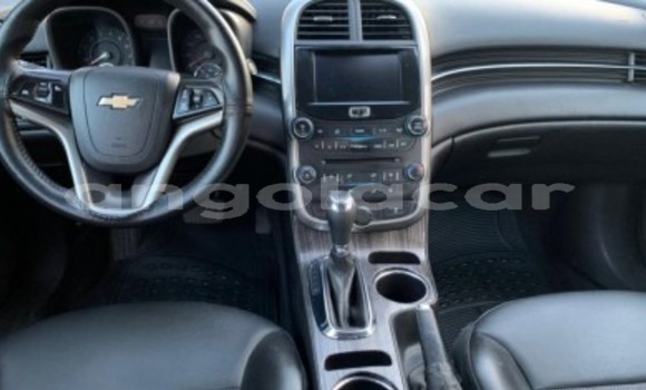 Acheter Occasion Voiture Chrysler 200 Noir à Soyo, Zaïre Acheter Occasion Voiture Chrysler 200 Noir à Soyo, Zaïre