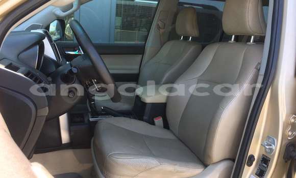 Buy Used Toyota Land Cruiser Silver Car in Benguela in Benguela Buy Used Toyota Land Cruiser Silver Car in Benguela in Benguela