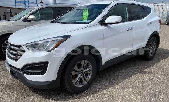 Comprar Usado Hyundai Santa Fe Vermelho Carro em Luanda em Luanda Province Comprar Usado Hyundai Santa Fe Vermelho Carro em Luanda em Luanda Province