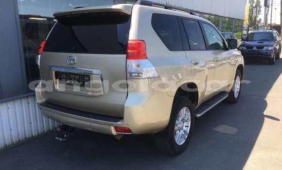Buy Used Toyota Land Cruiser Silver Car in Benguela in Benguela Buy Used Toyota Land Cruiser Silver Car in Benguela in Benguela