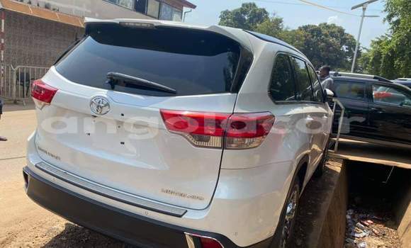 Comprar Usado Toyota Highlander Outro Carro em Huambo em Huambo Comprar Usado Toyota Highlander Outro Carro em Huambo em Huambo