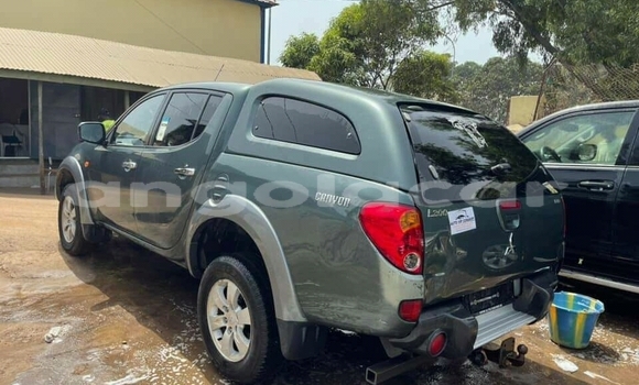 Comprar Usado Mitsubishi L200 Outro Carro em Huambo em Huambo Comprar Usado Mitsubishi L200 Outro Carro em Huambo em Huambo