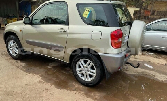 Comprar Usado Toyota RAV4 Outro Carro em Huambo em Huambo Comprar Usado Toyota RAV4 Outro Carro em Huambo em Huambo