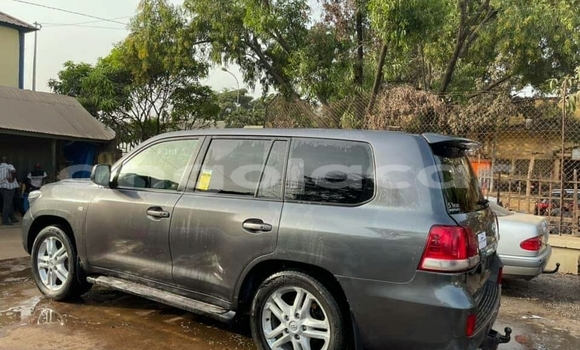 Comprar Usado Toyota Land Cruiser Outro Carro em Huambo em Huambo Comprar Usado Toyota Land Cruiser Outro Carro em Huambo em Huambo