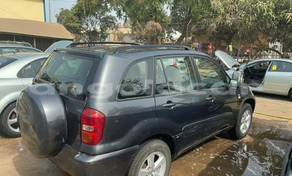 Comprar Usado Toyota RAV4 Outro Carro em Huambo em Huambo Comprar Usado Toyota RAV4 Outro Carro em Huambo em Huambo