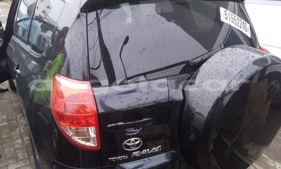 Comprar Usado Toyota RAV4 Preto Carro em Caxito em Bengo Comprar Usado Toyota RAV4 Preto Carro em Caxito em Bengo