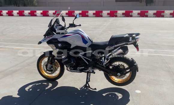 Comprar Usado BMW GS Branco Moto em Luanda em Luanda Province Comprar Usado BMW GS Branco Moto em Luanda em Luanda Province