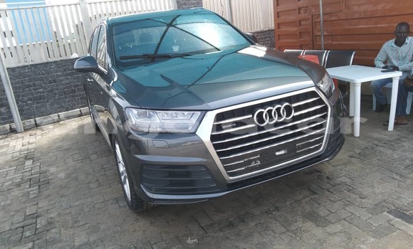 Buy Used Audi Q7 Black Car in N'dalatando in Cuanza Norte Province Buy Used Audi Q7 Black Car in N'dalatando in Cuanza Norte Province