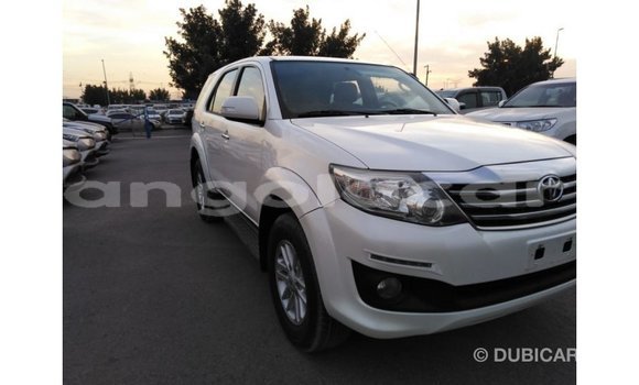 Buy Import Toyota Fortuner White Car in Import - Dubai in Bengo Province Buy Import Toyota Fortuner White Car in Import - Dubai in Bengo Province