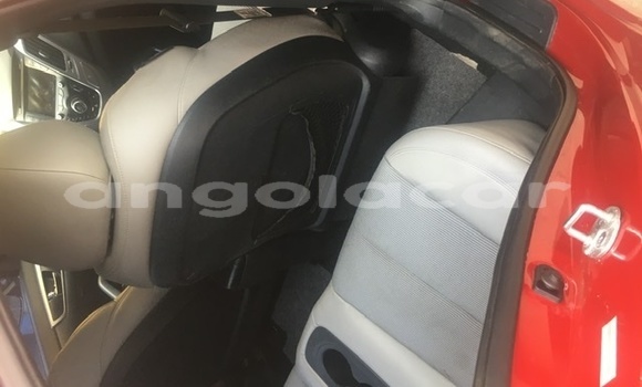 Comprar Usado Hyundai Veloster Vermelho Carro em Moçâmedes em Namibe Province Comprar Usado Hyundai Veloster Vermelho Carro em Moçâmedes em Namibe Province