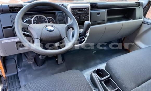 Comprar Usado Mitsubishi Colt Vermelho Carro em Luena em Moxico Comprar Usado Mitsubishi Colt Vermelho Carro em Luena em Moxico